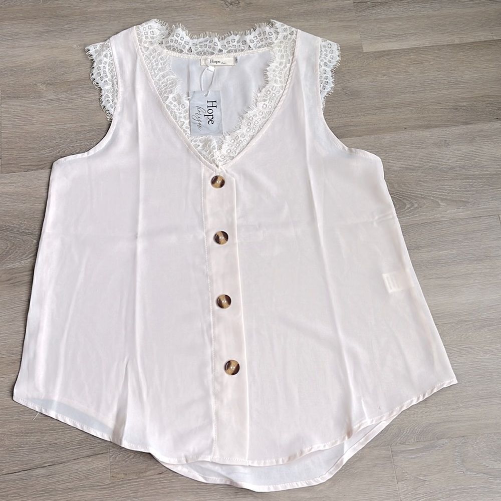 NWT HOPE HORIZON Cream Tank Top Size Small